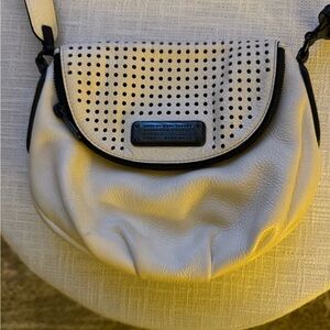 Stylish Cream Marc Jacobs Shoulder Bag